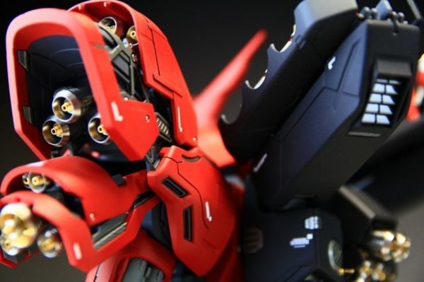 サザビー Ver.Ka セット MG 1/100 MSN-04 サザビーVer.ka｜バンダイ ホビーサイト